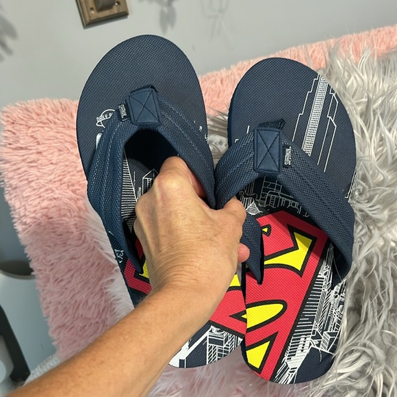 Superman Flip Flops Mens 7/8 Small Blue DC Comics - Picture 3 of 4